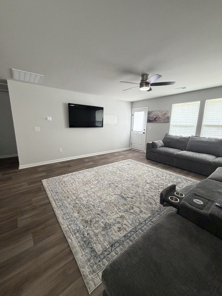 1213 King Oaks Loop #1 - Photo 4 of 22