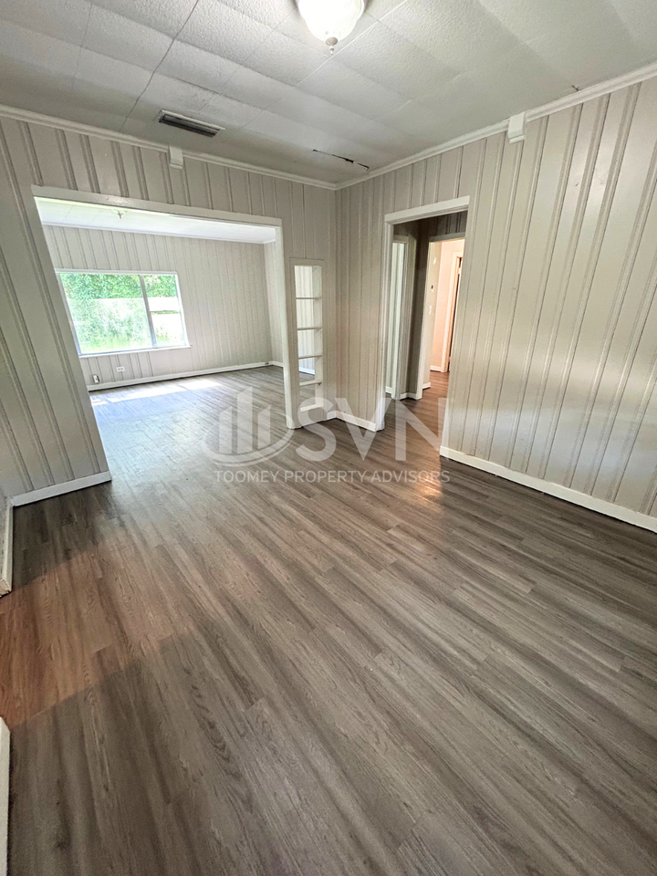 26 Glass Ave #26 - Photo 4 of 9