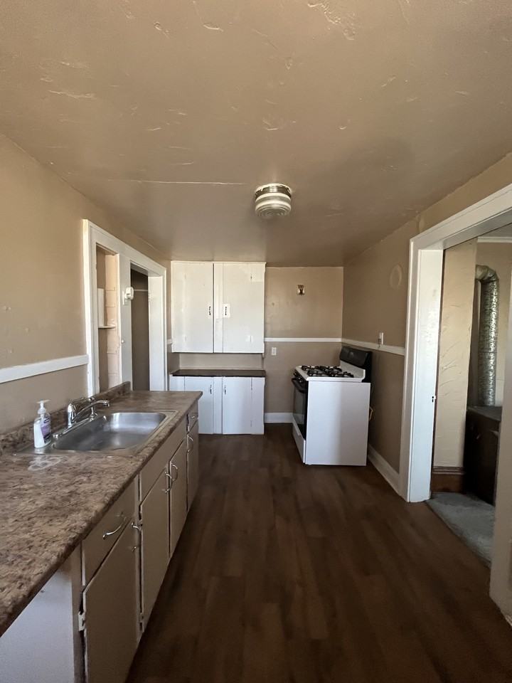 111 Myrtle St #2 - Photo 2 of 17