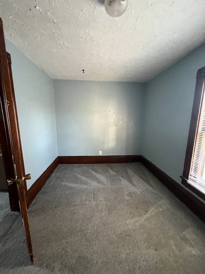 111 Myrtle St #2 - Photo 3 of 17