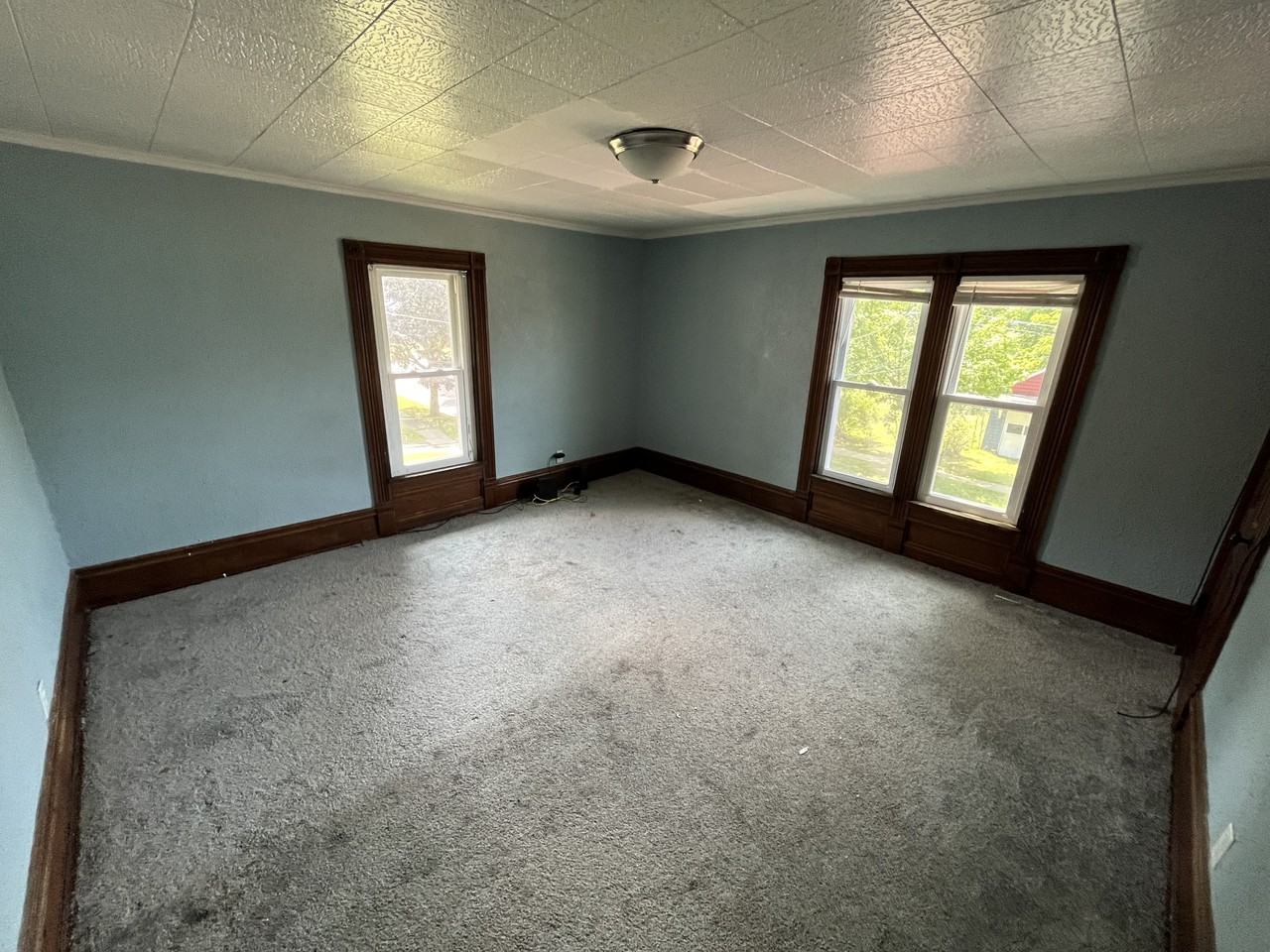 111 Myrtle St #2 - Photo 5 of 17