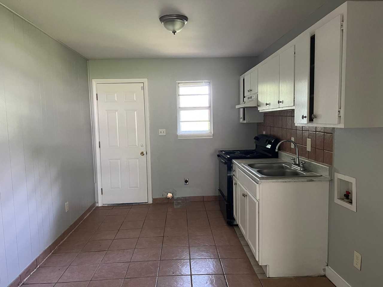 4351 Hendrix Dr #4351 - Photo 3 of 15