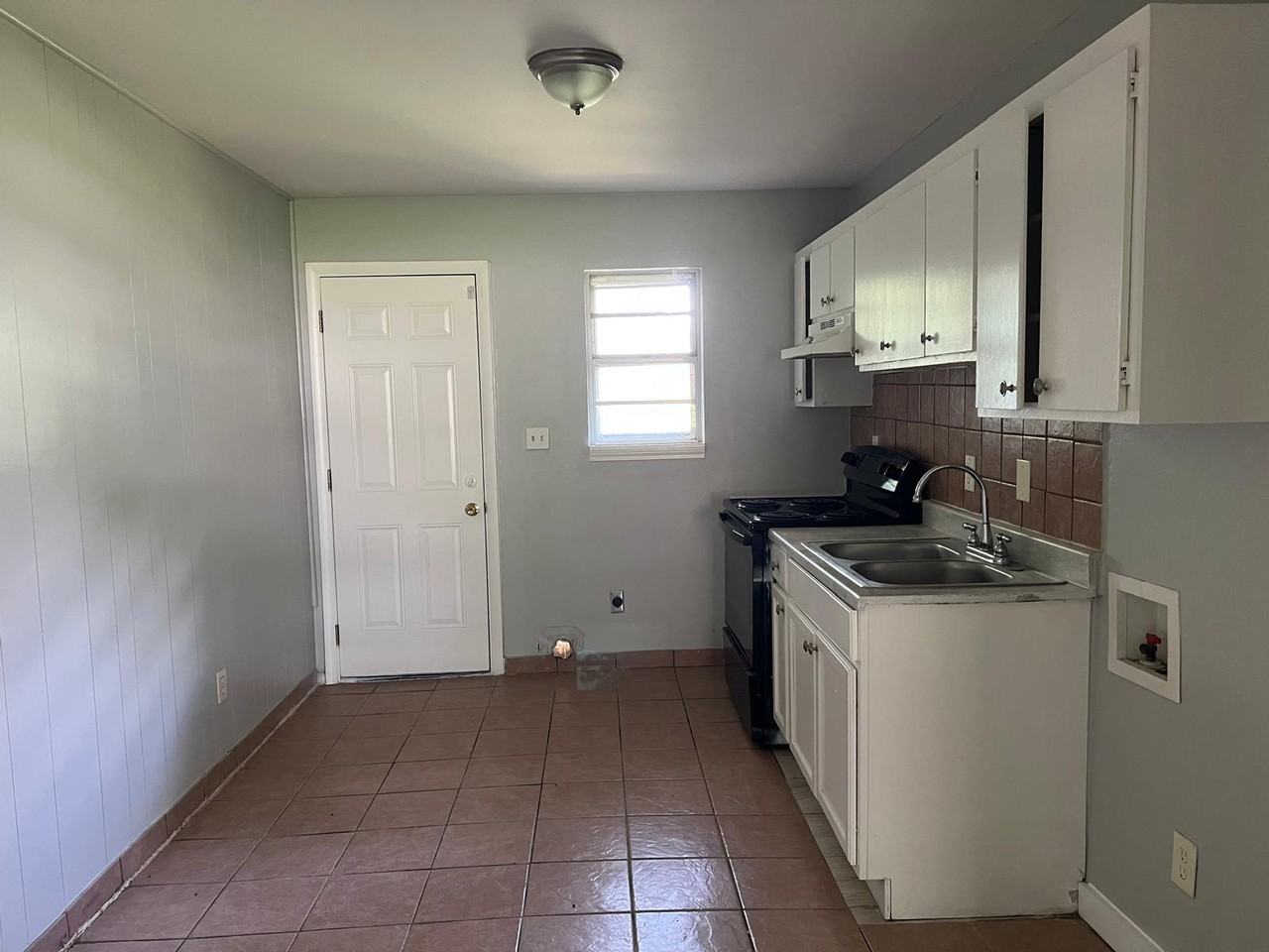 4351 Hendrix Dr #4351 - Photo 4 of 15
