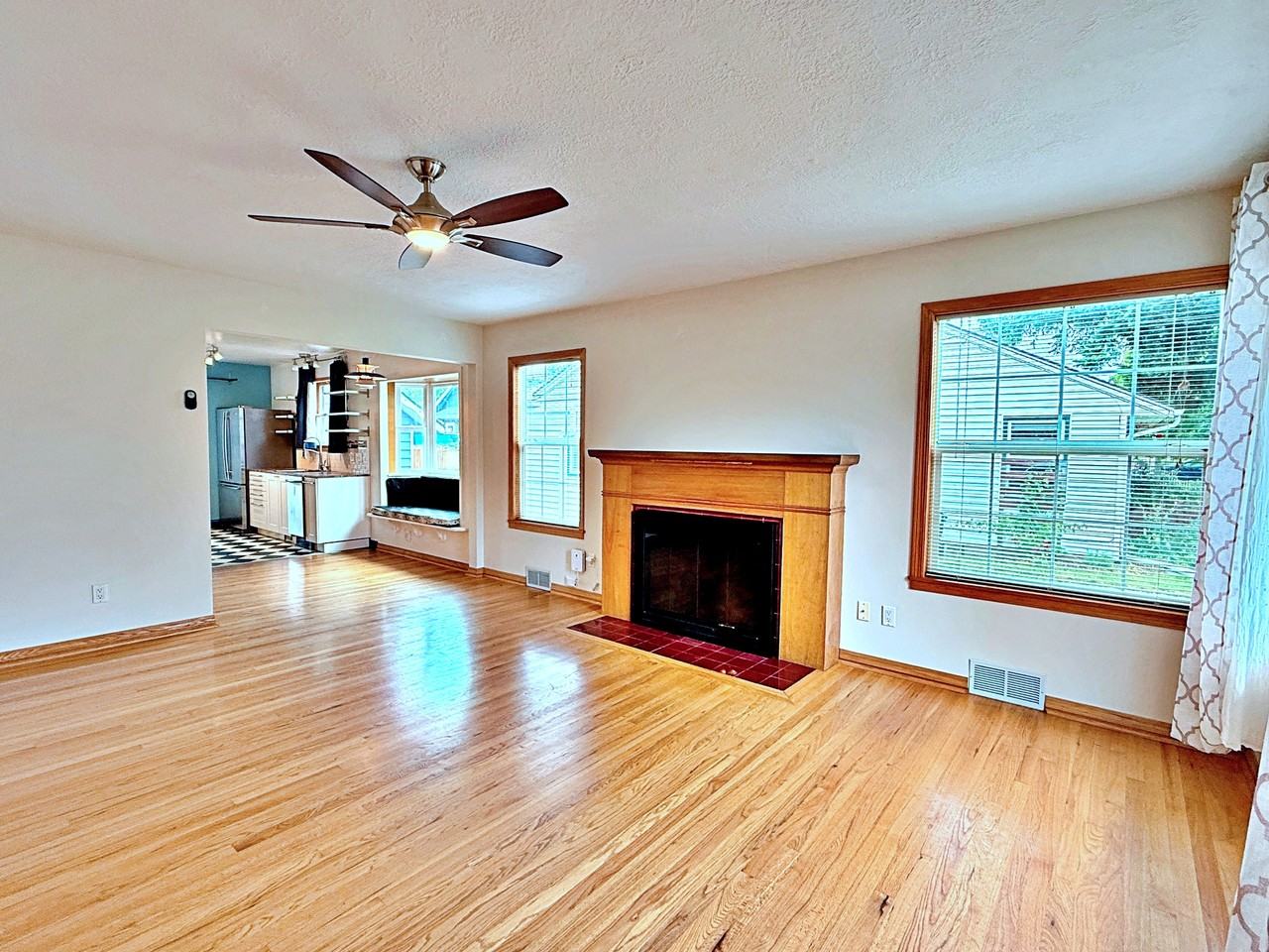 8048 Se Ellis St #1 - Photo 2 of 20