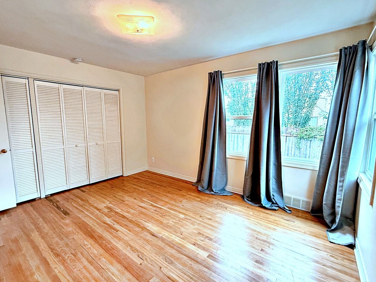 8048 Se Ellis St #1 - Photo 5 of 20
