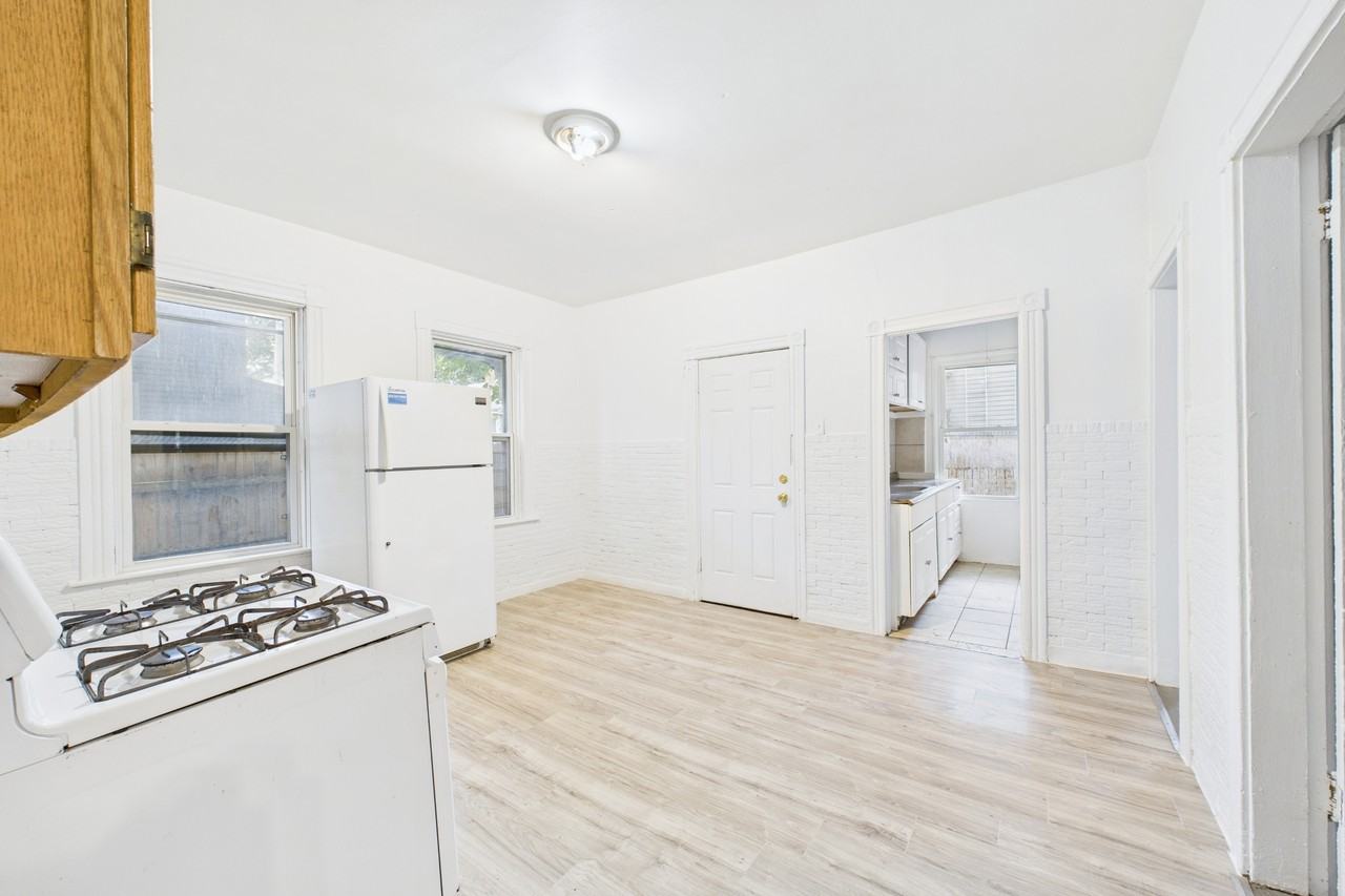 365 Orms St #1 - Photo 6 of 13