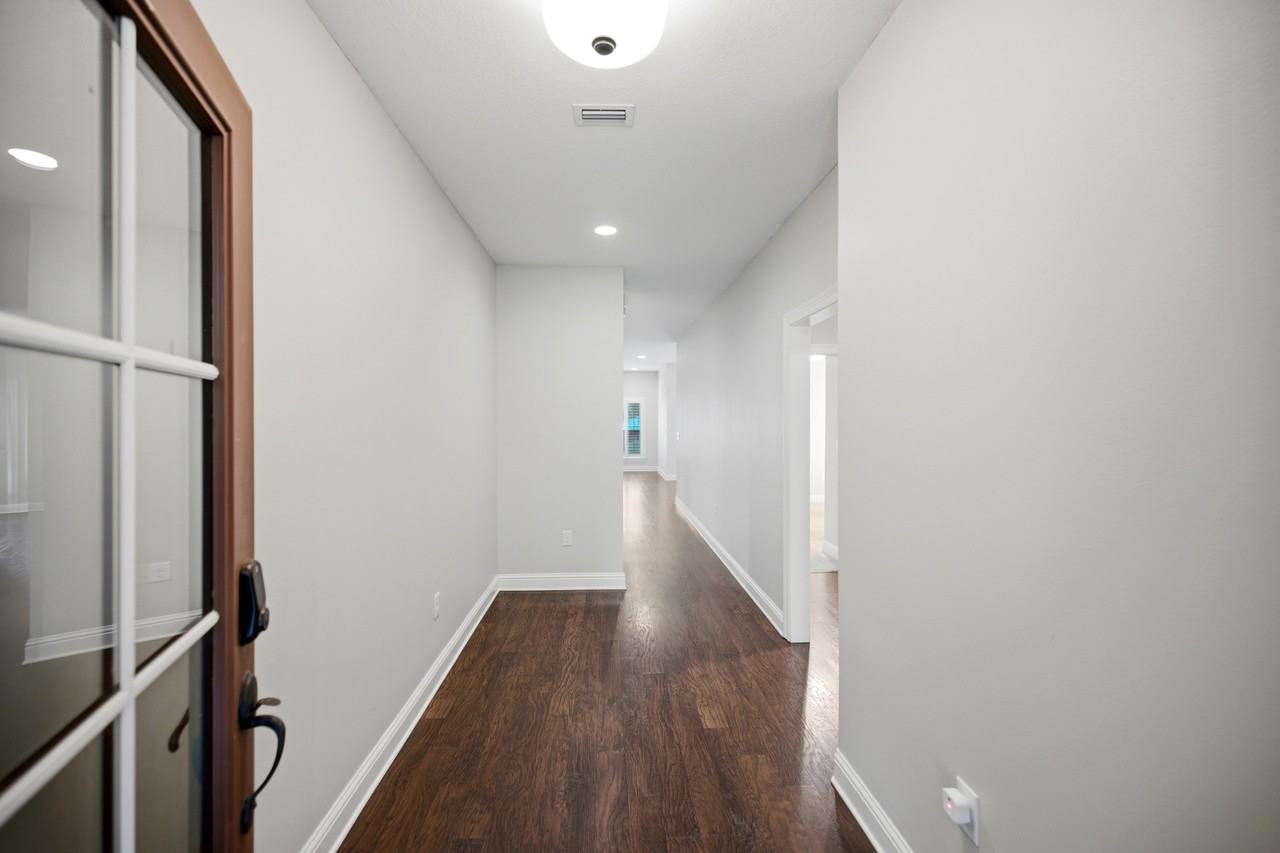 1874 Edge Ave #1 - Photo 4 of 50