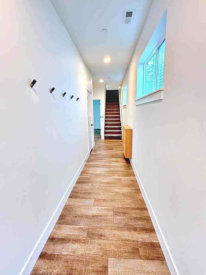 4209 Se 80th Ave #1 - Photo 5 of 41