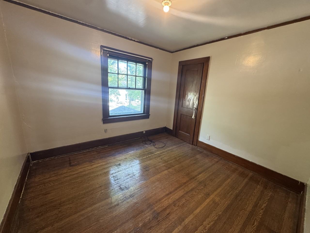 463 Glenwood Ave #463 - Photo 5 of 9