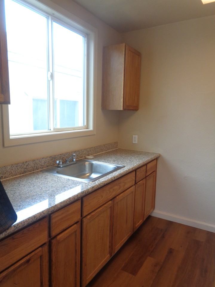 649 Elm St #2 - Photo 4 of 10