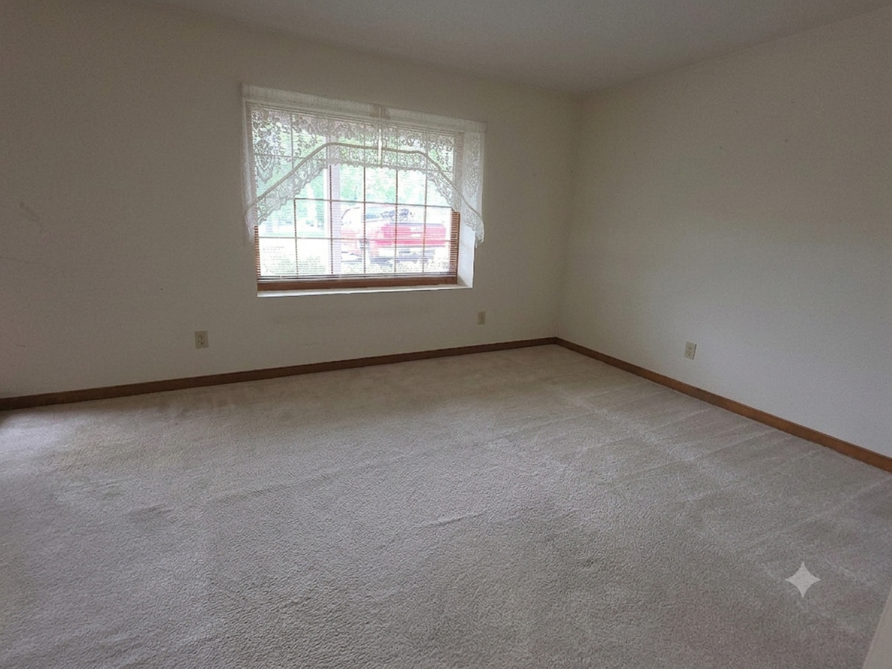 42 Cavalier Ct - Photo 4 of 20