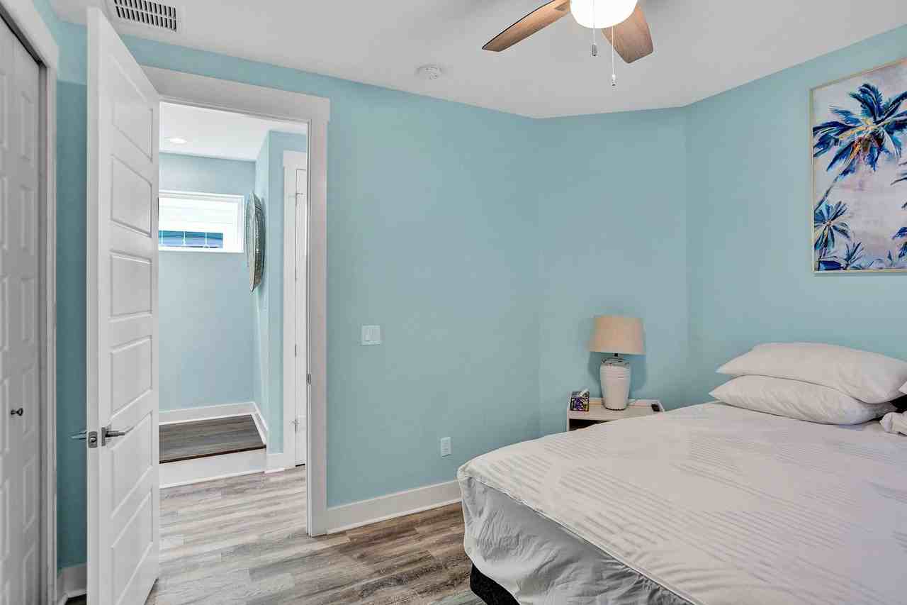 514 2nd St S - Photo 5 of 30