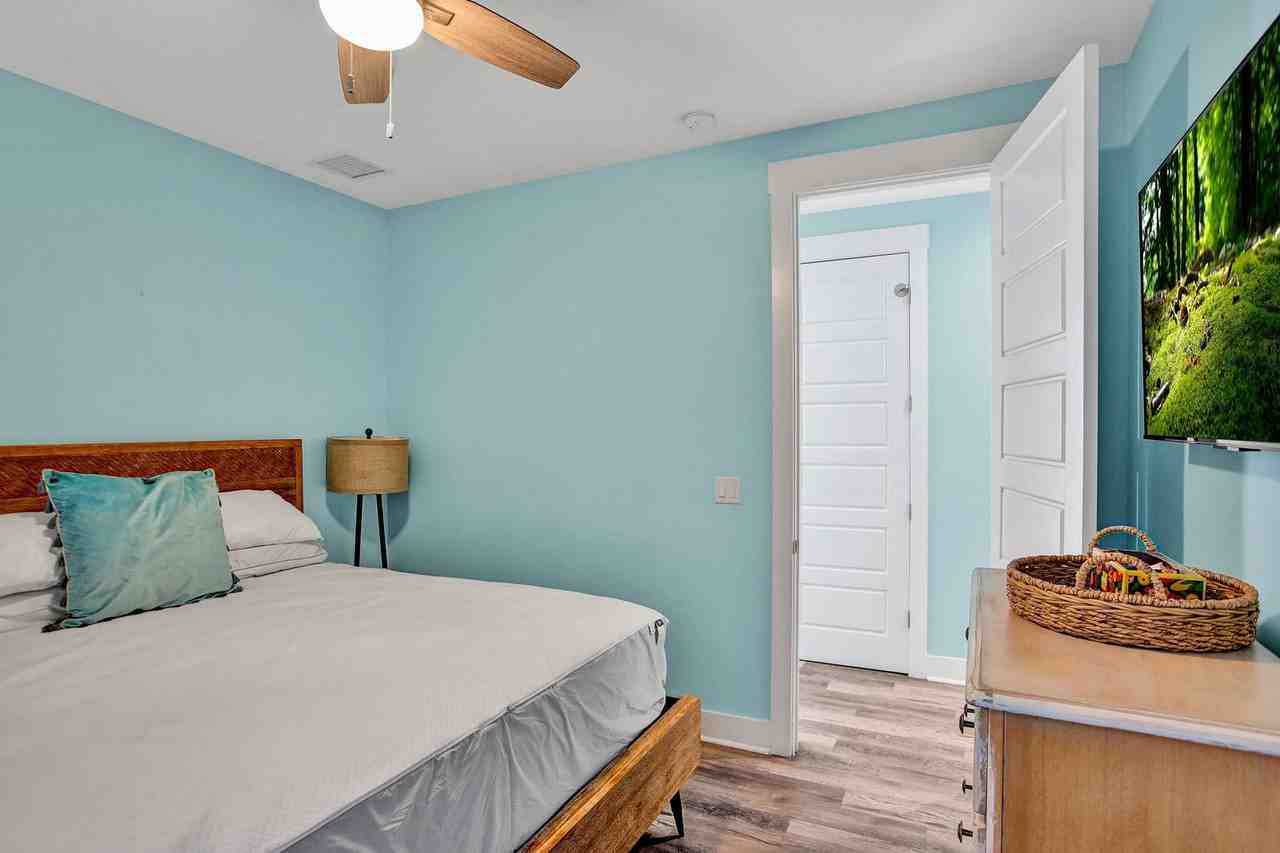 514 2nd St S - Photo 7 of 30