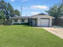 featured image of 6918 Sw Forest Ave #1