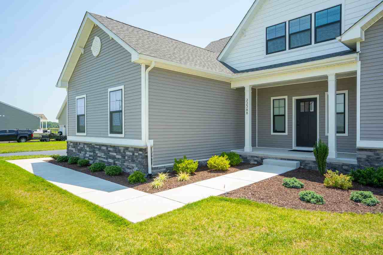 22388 Hummingbird Rd #1 - Photo 2 of 34