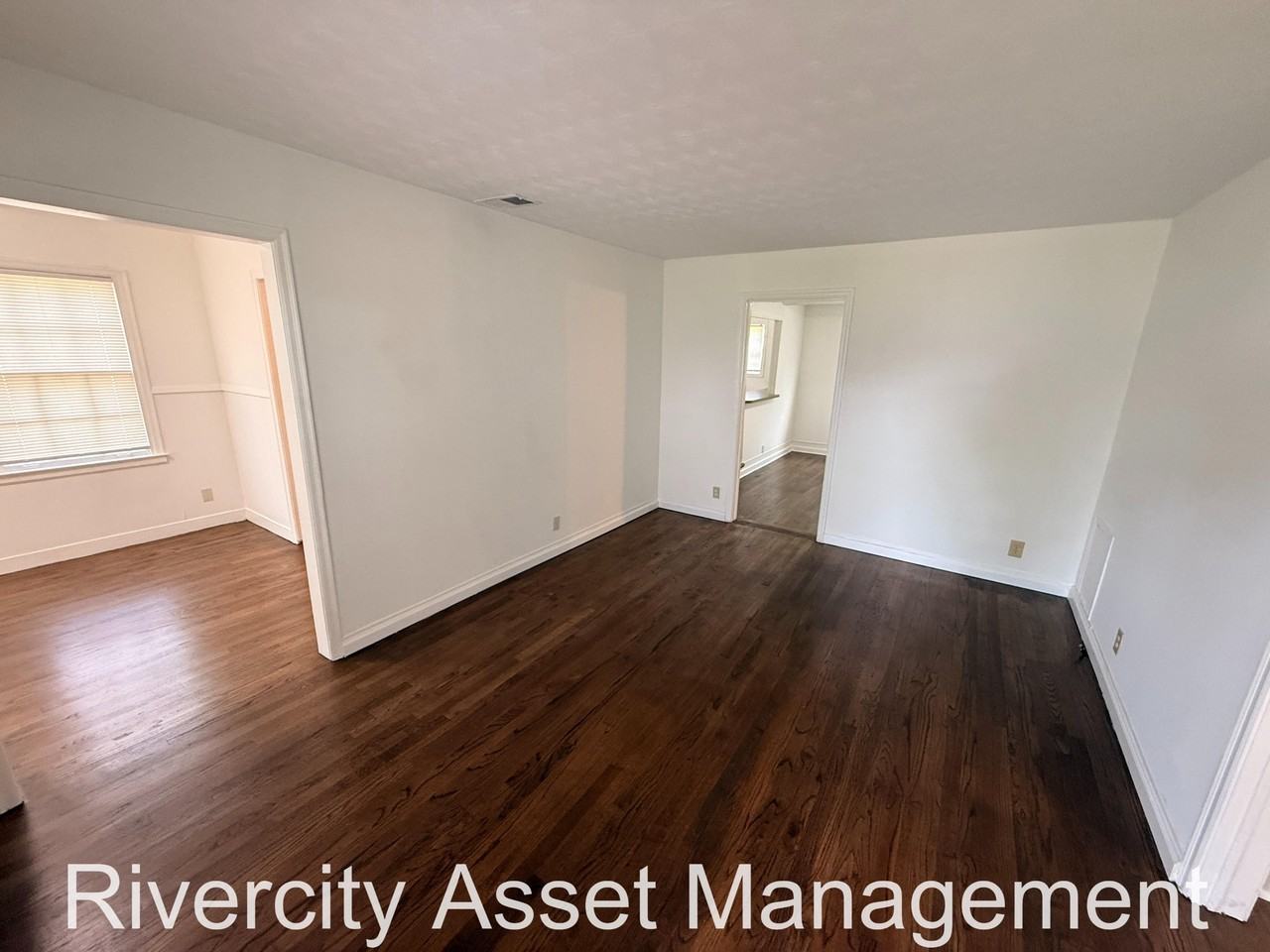 2766 Smith Haven Dr #1 - Photo 3 of 15
