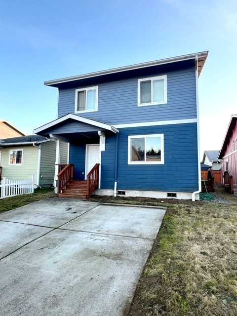 2104 Se Polar Star Way #1 - Photo 2 of 31