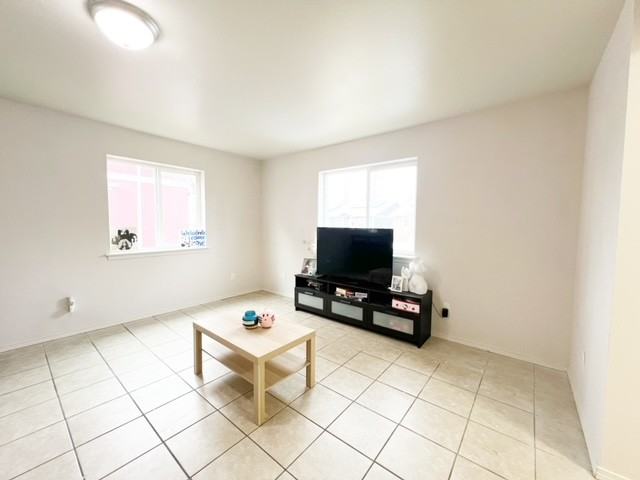 2104 Se Polar Star Way #1 - Photo 7 of 31