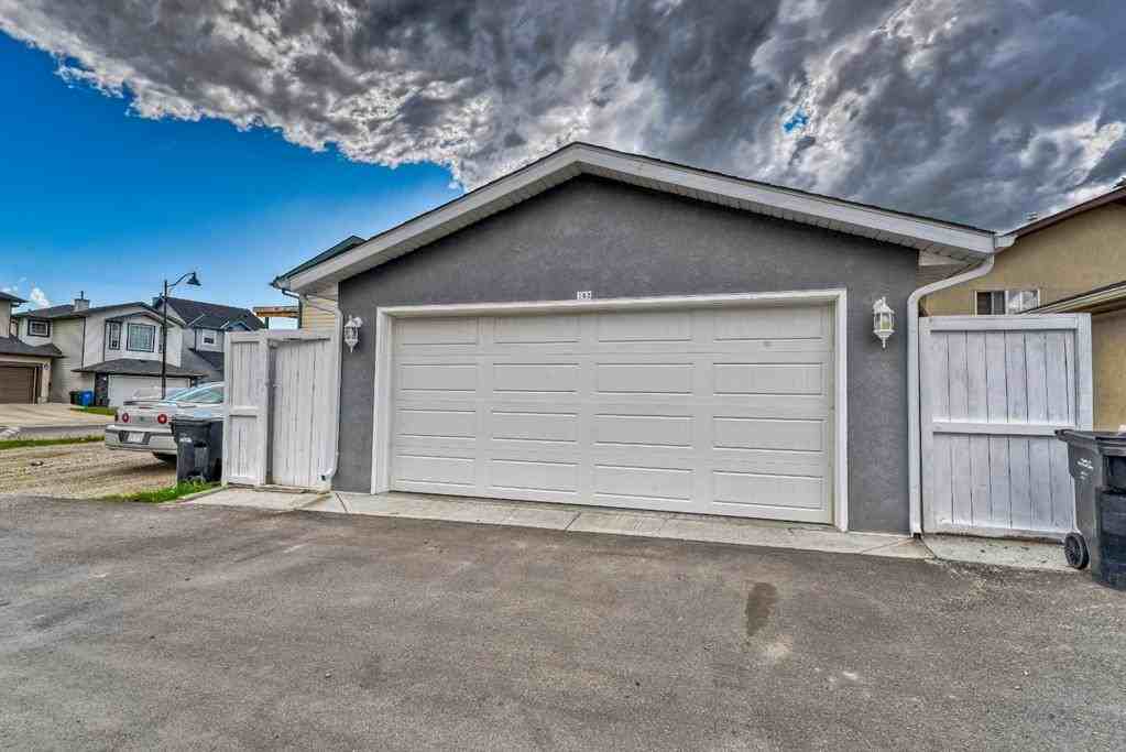 102 Taracove Estate Dr Ne #1 - Photo 2 of 11