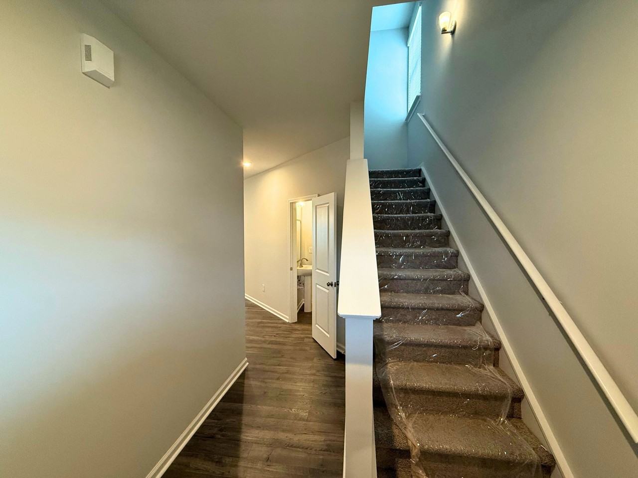144 Gervais Cir #1 - Photo 3 of 32