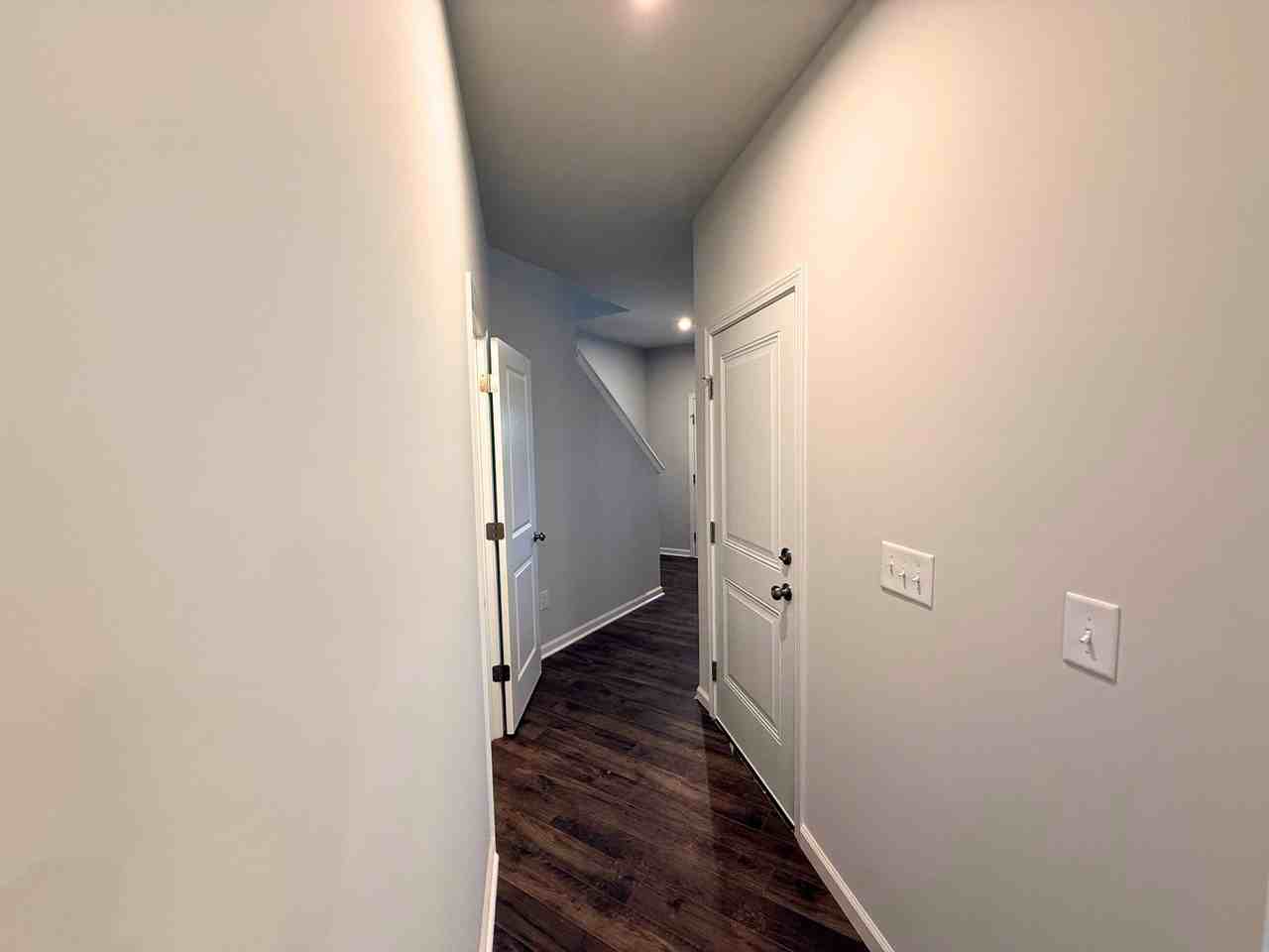 144 Gervais Cir #1 - Photo 5 of 32