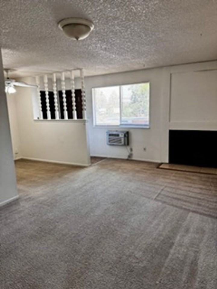 708 Delaware Ave - Photo 3 of 20