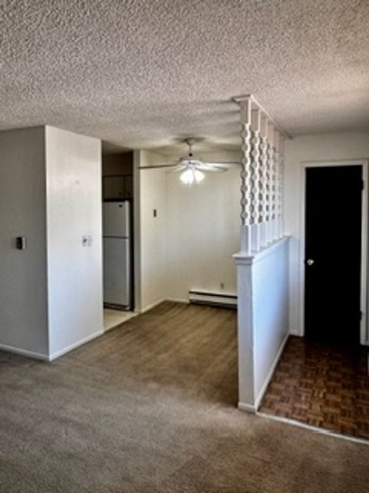 708 Delaware Ave - Photo 5 of 20