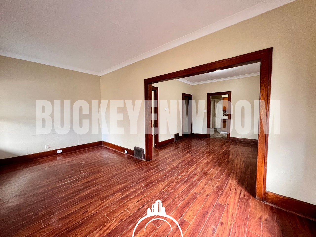 3817 Burton Ave - Photo 3 of 17