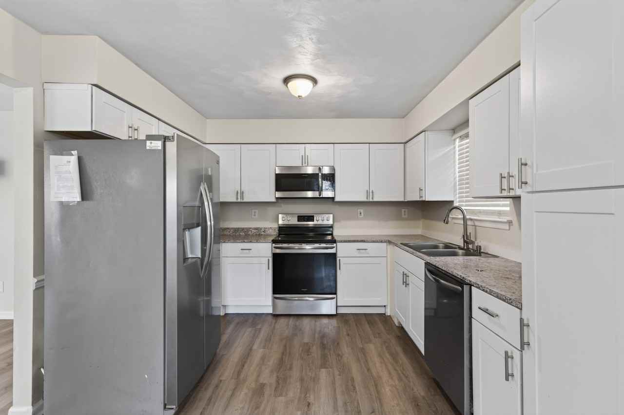 9287 Hickory St #1 - Photo 3 of 10