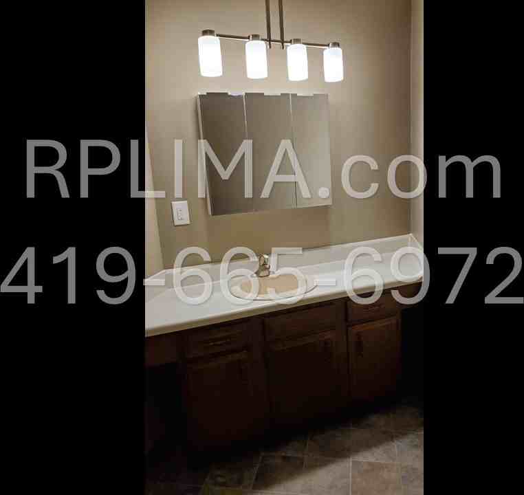1593 Plainfield Dr #1 - Photo 6 of 11