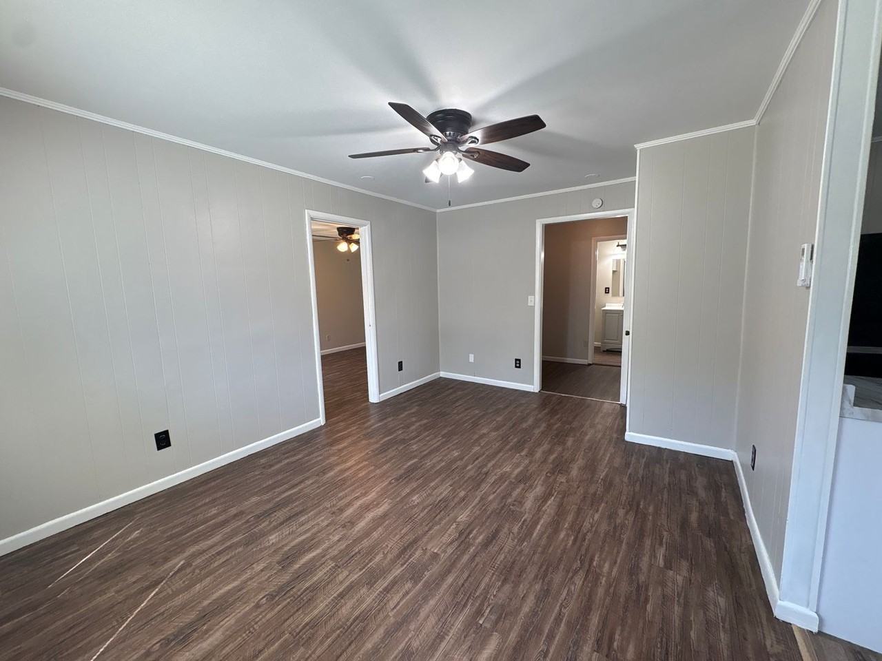 408 3rd Avenue NW - Photo 5 of 24