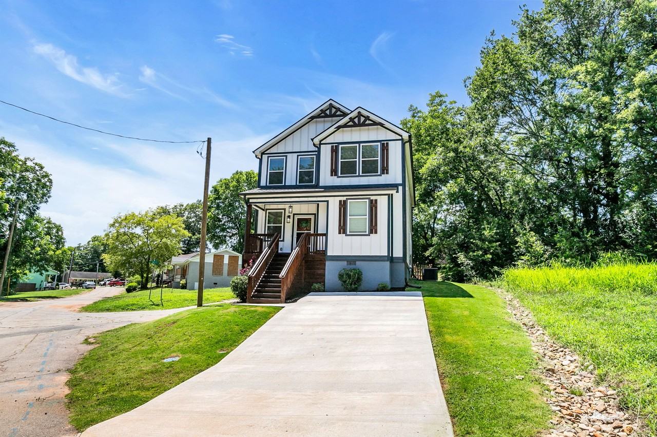 108 Averill St #1 - Photo 4 of 47