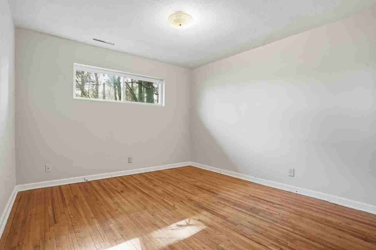 345 Brannan Rd - Photo 7 of 10