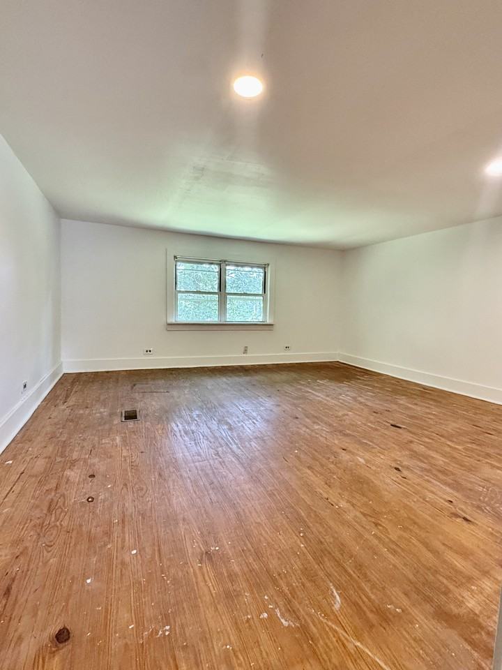 1135 Ky Highway 519 #1 - Photo 4 of 12