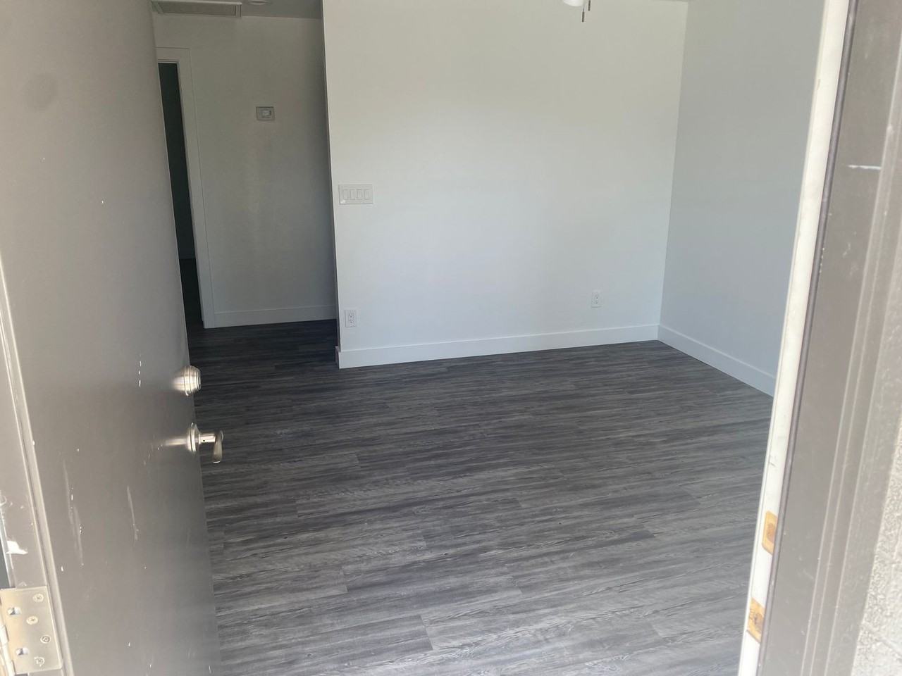 21st & Biltmore Apartments - Photo 6 of 24