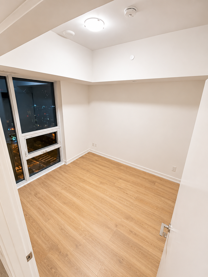 2033 Kennedy Road - Photo 10