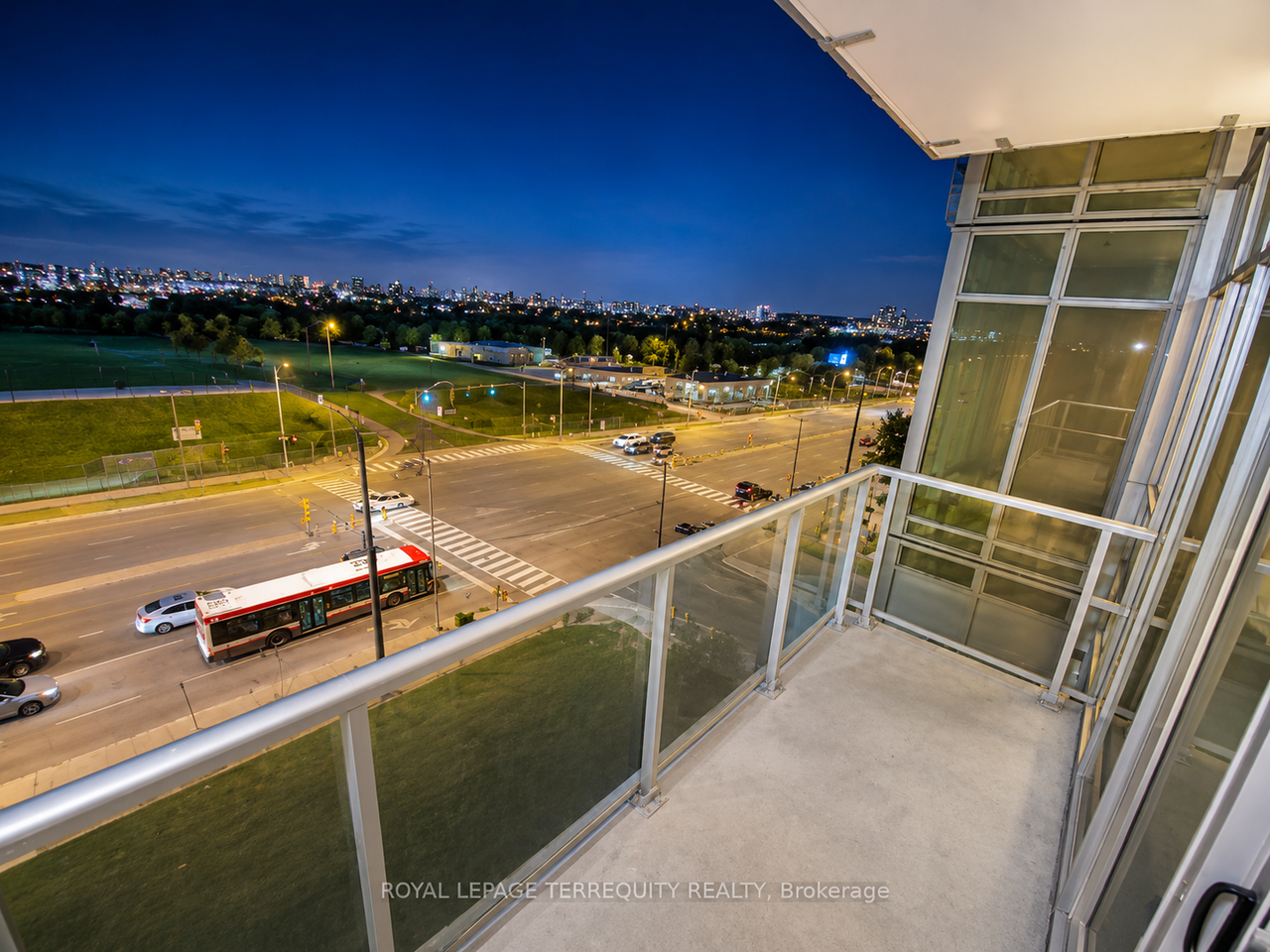 2033 Kennedy Road - Photo 8