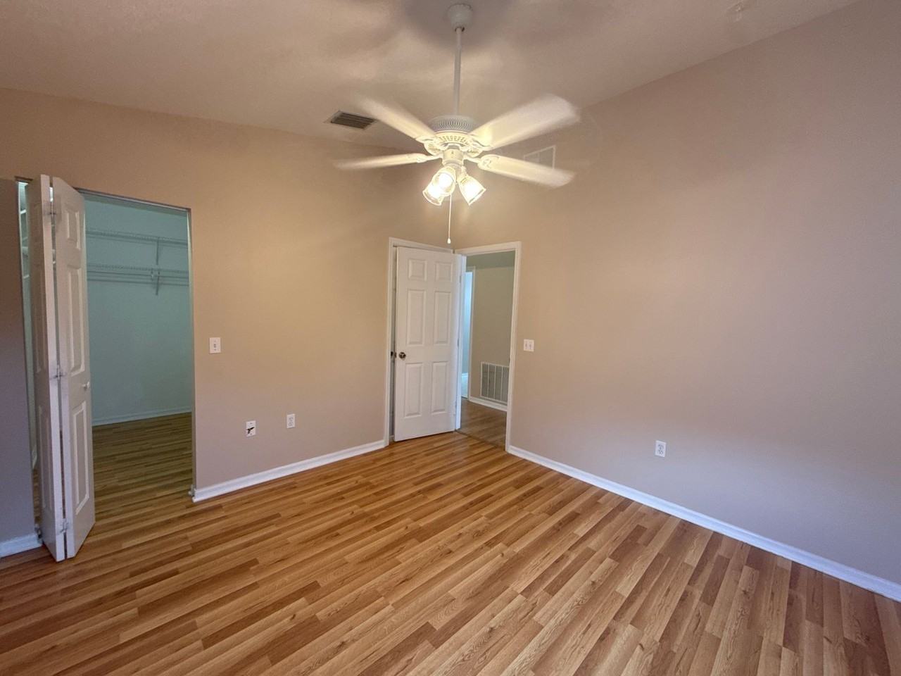 2216 Ne 39th Ave - Photo 6 of 22