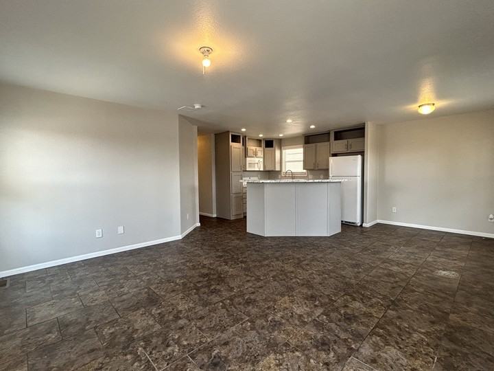 4400 W Missouri Ave #83 - Photo 4 of 28