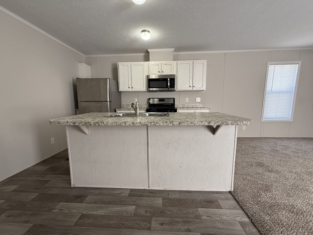 16137 Normandy St #98 - Photo 5 of 25
