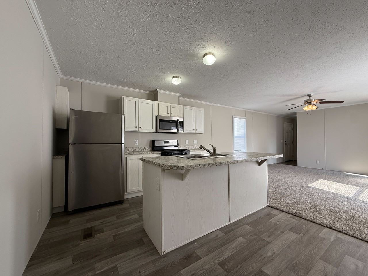 16137 Normandy St #98 - Photo 6 of 25