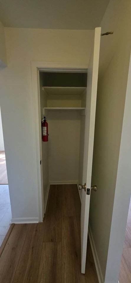 726 E Main St - Photo 6 of 15