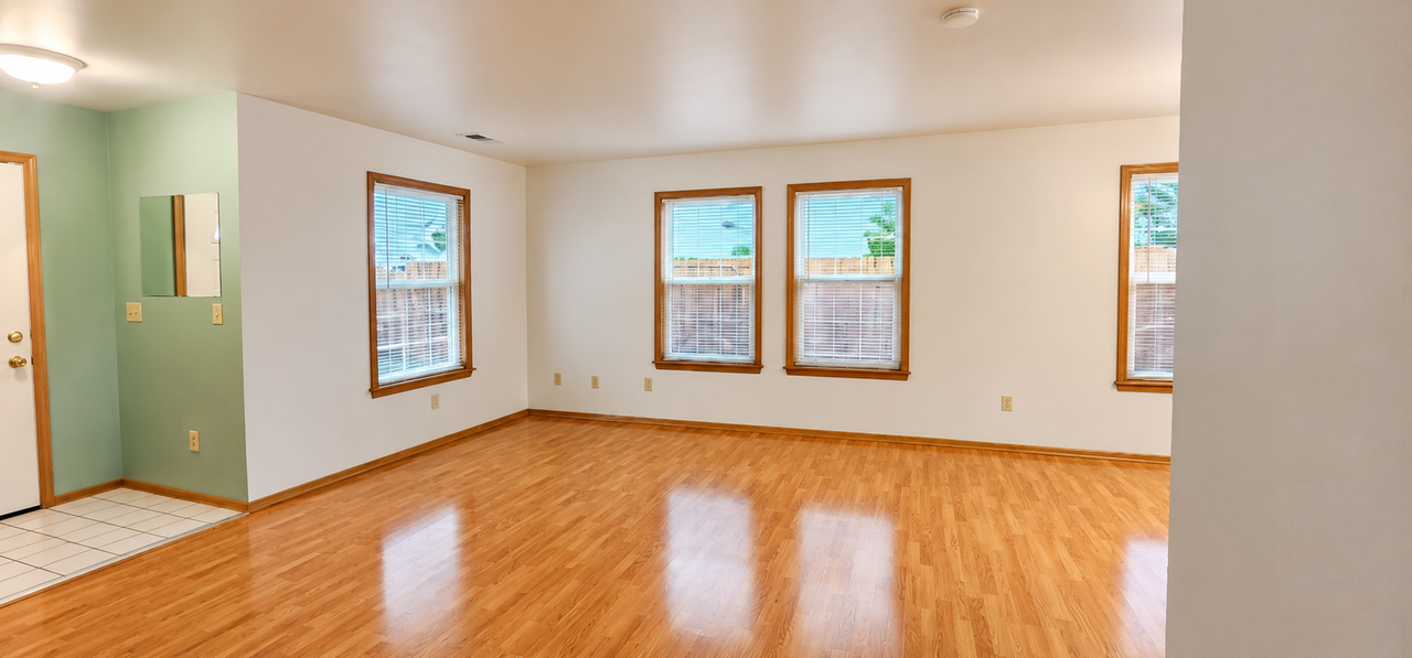 2330 Adkins Ct - Photo 2 of 16
