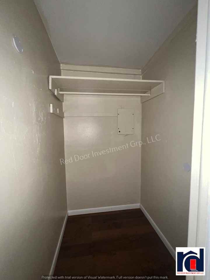 Riverside Apartments - Photo 7 of 23