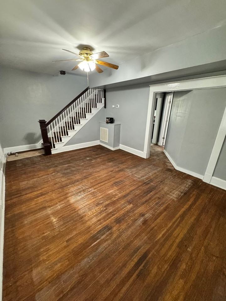 1415 Williamsburg Rd - Photo 2 of 16