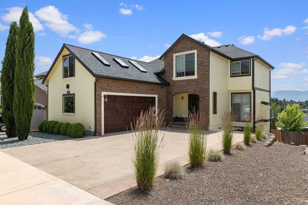 4334 Vineyard Ter - Photo 4 of 39