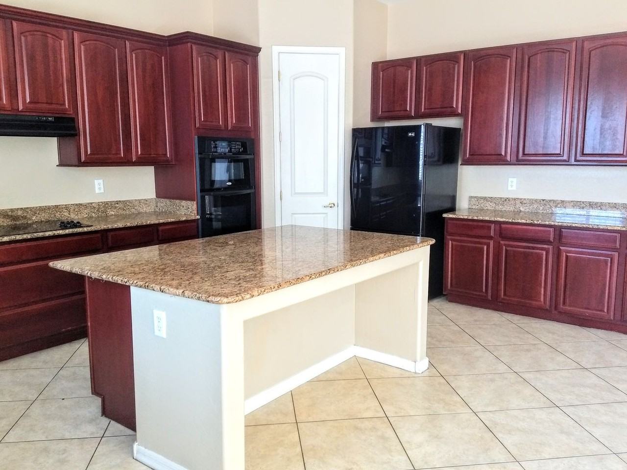 12931 W Mclellan Rd - Photo 5 of 35
