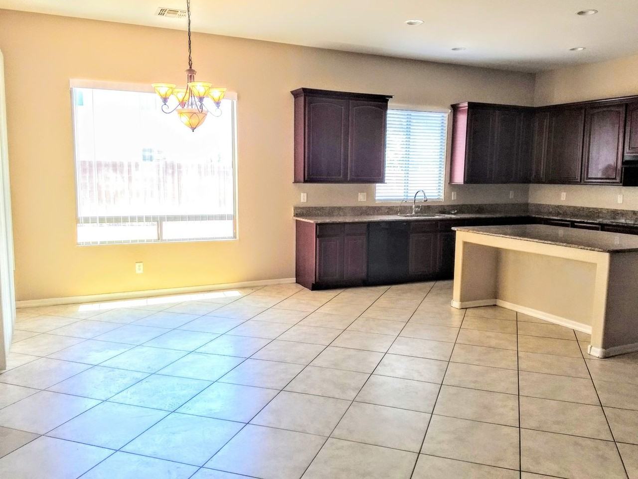 12931 W Mclellan Rd - Photo 6 of 35