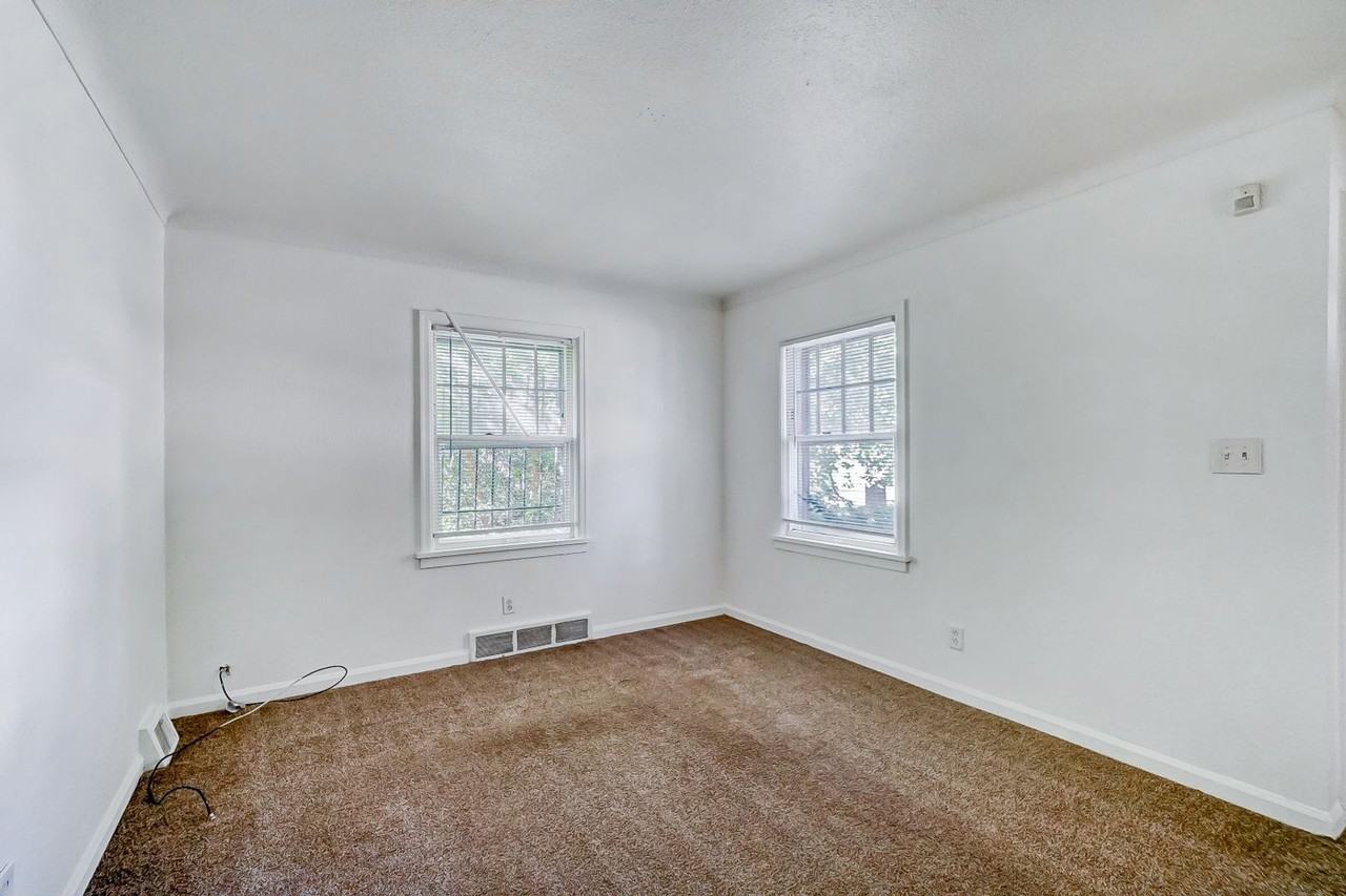 1132 Brookley Blvd - Photo 7 of 44