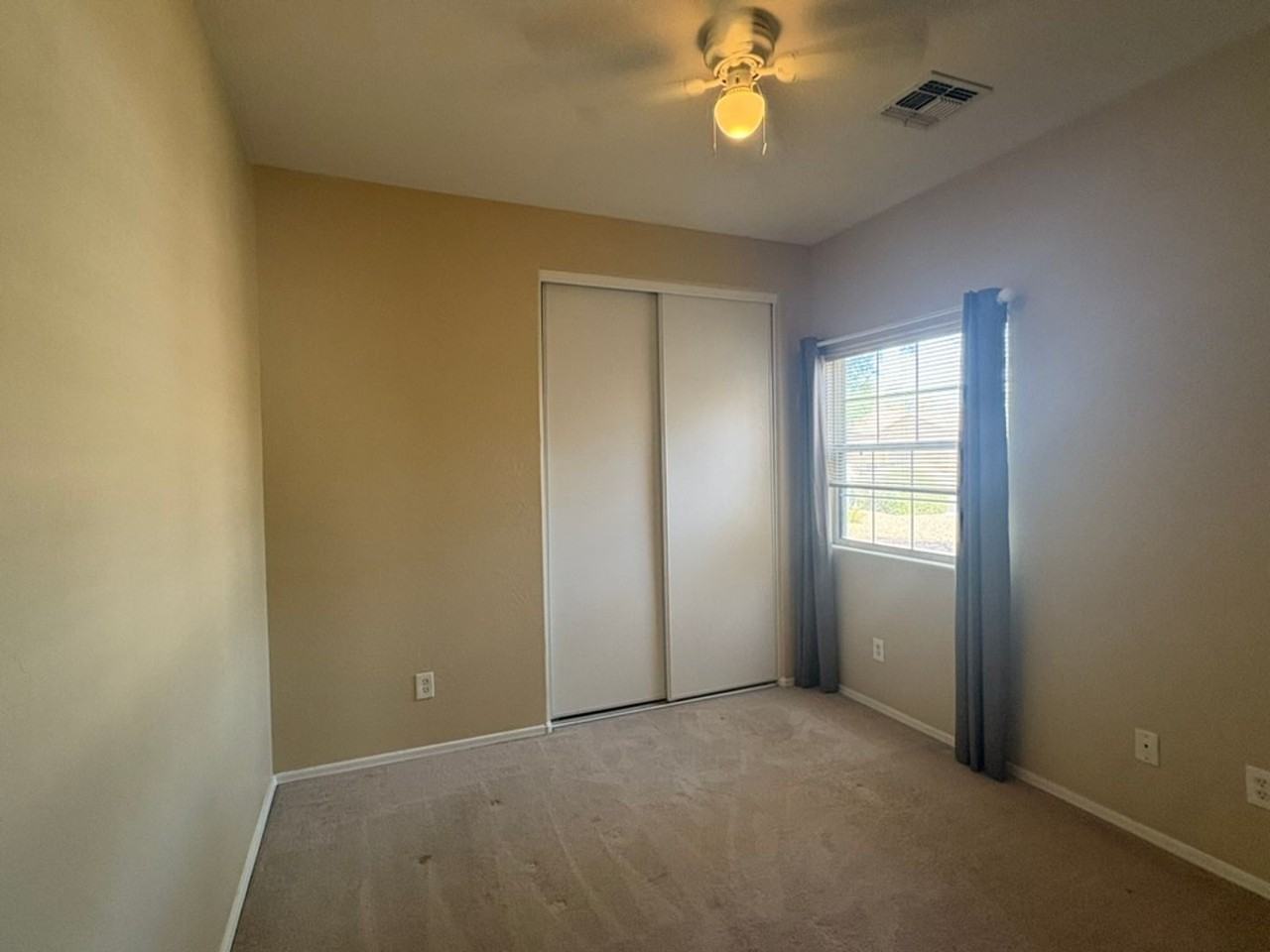 15337 W Port Au Prince Ln - Photo 2 of 11